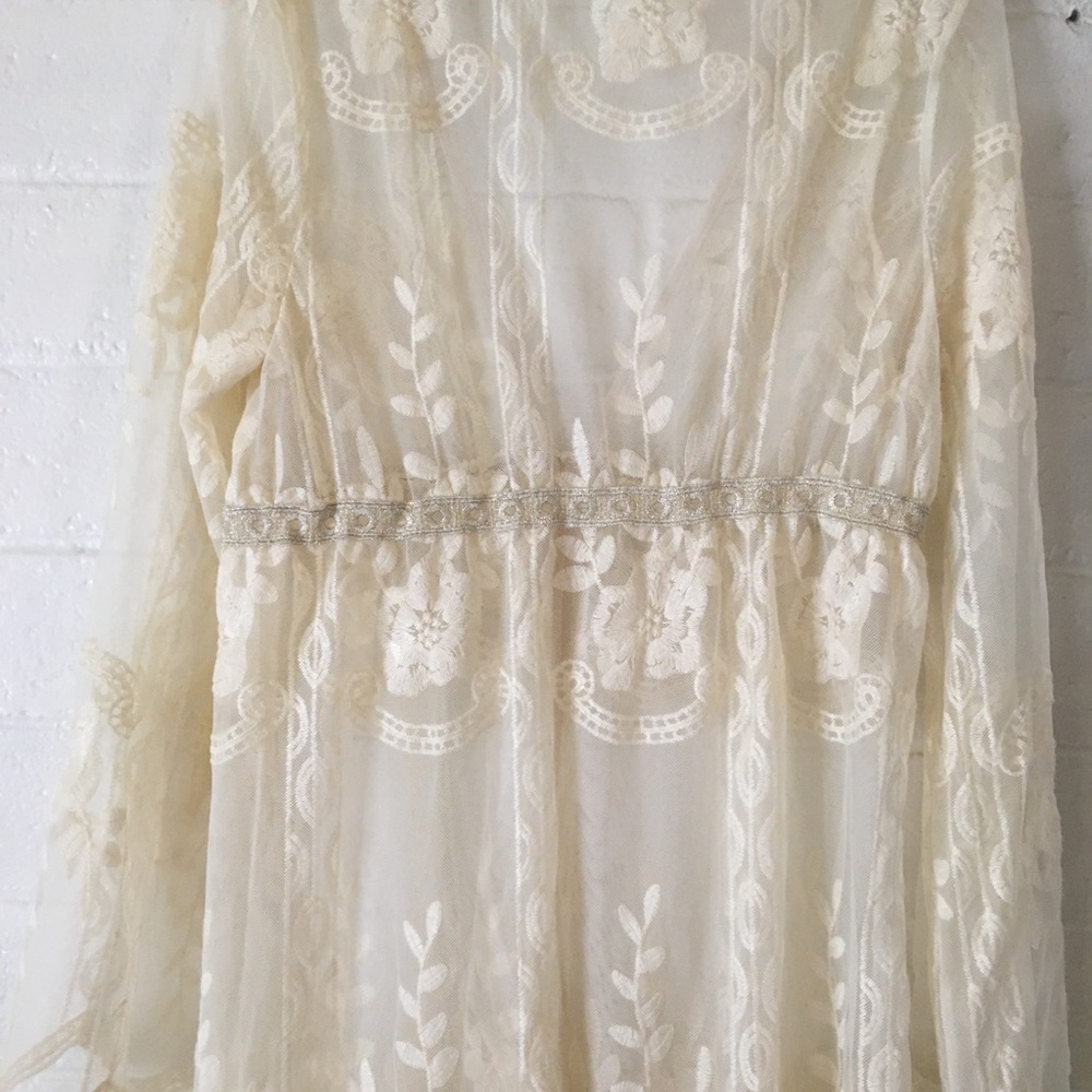 Elegant Cream Lace Dress - Picture 7 of 16